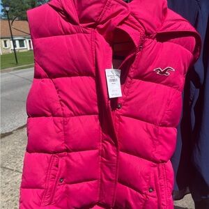 Hollister puffy vest